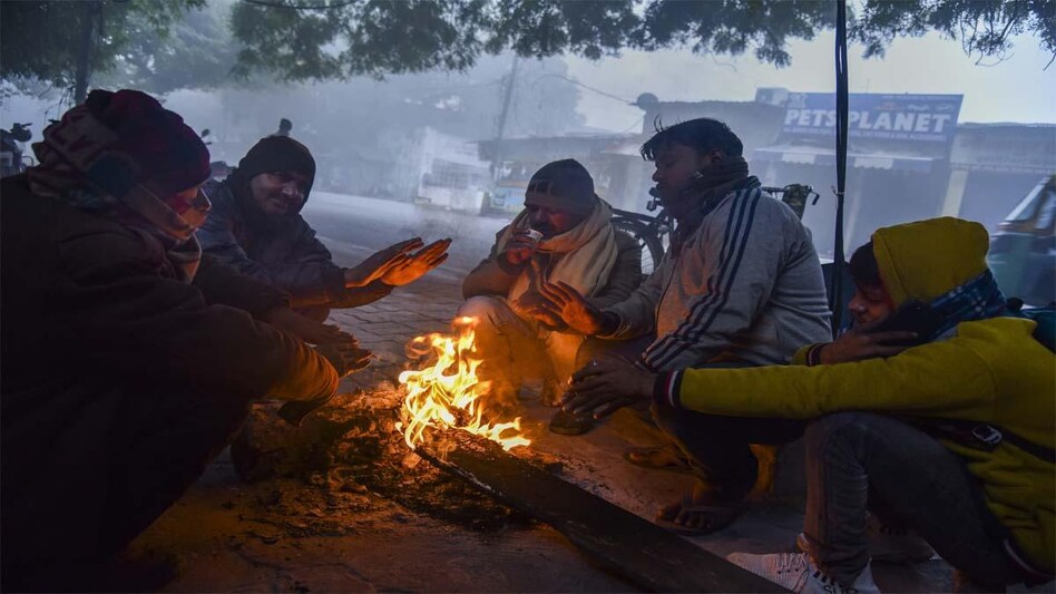दिल्ली में सर्दी का सितम, पारा 1.5 पर पहुंचा-Winter chills in Delhi, mercury reaches 1.5