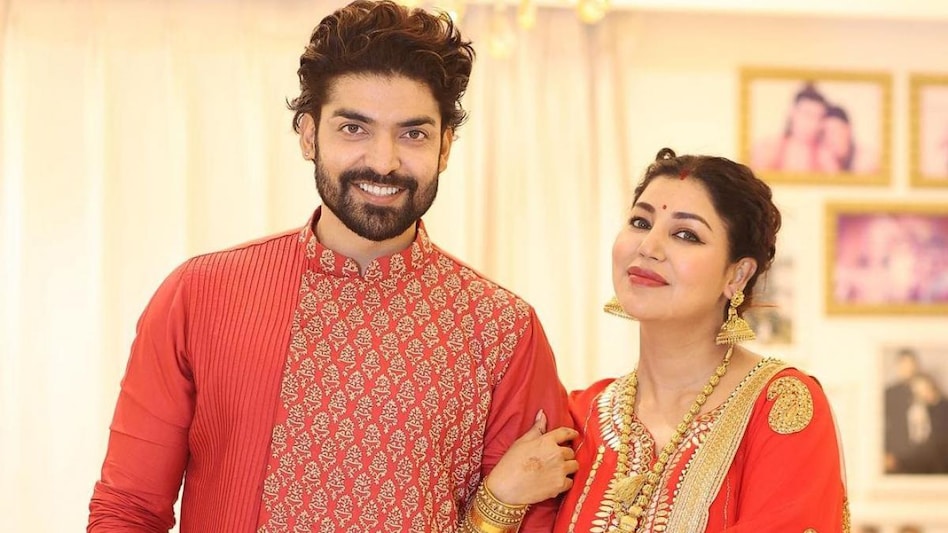 Gurmeet Choudhary-Debina Banerjee Gurmeet Choudhary-Debina Banerjee