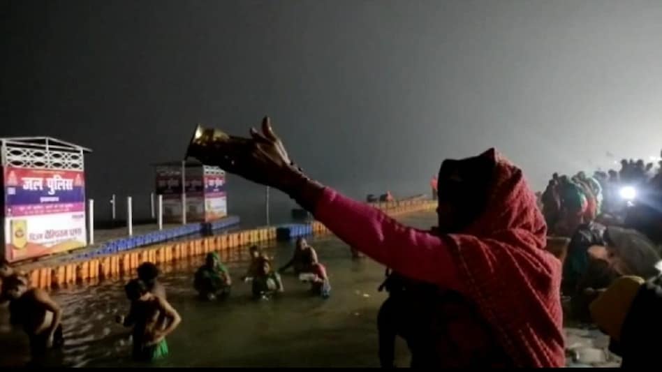 संगमनगरी में भारी संख्या में पहुंचे तीर्थयात्री (फोटो- पंकज जैन)