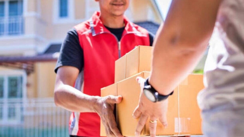 लड़की ने ऑनलाइन मंगवाया था सामान (फोटो- सांकेतिक/गेटी) लड़की ने ऑनलाइन मंगवाया था सामान (फोटो- सांकेतिक/गेटी)