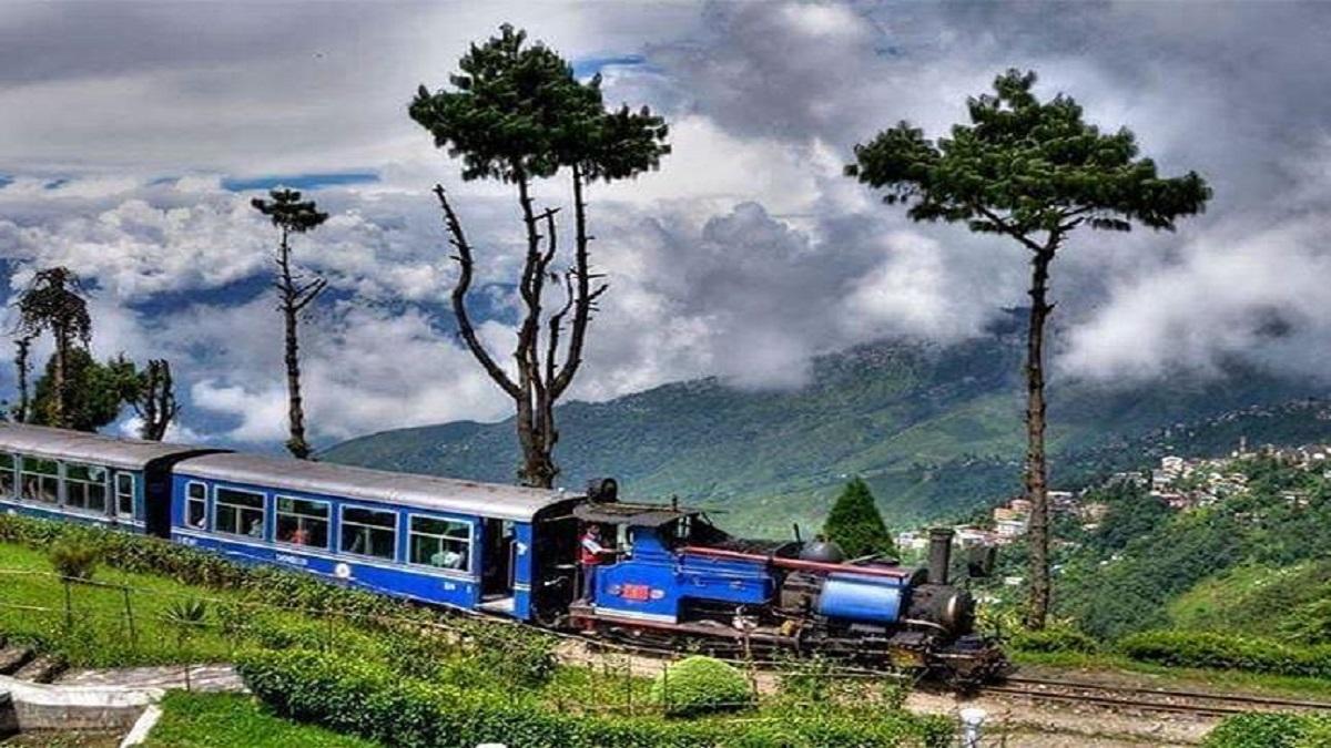 Indian railway slowest train ( Pic credit: India Today)
