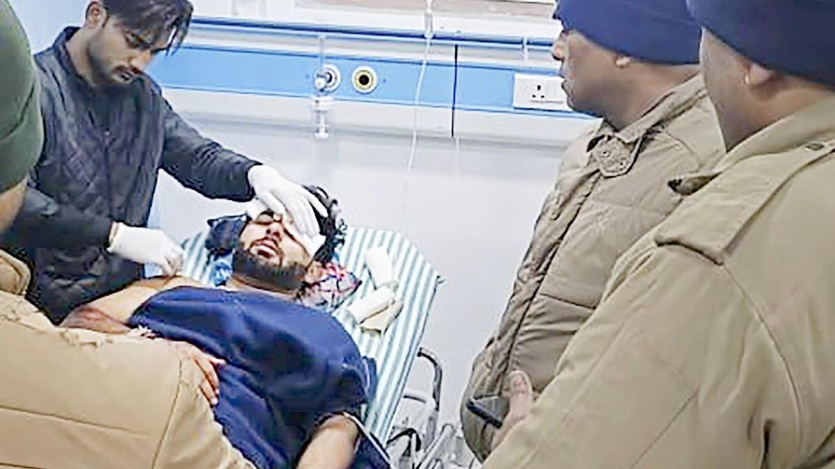 Rishabh Pant Health Update: क्रिकेटर ऋषभ पंत की मुंबई के अस्पताल में 3 घंटे चली सर्जरी, जानें हेल्थ अपडेट