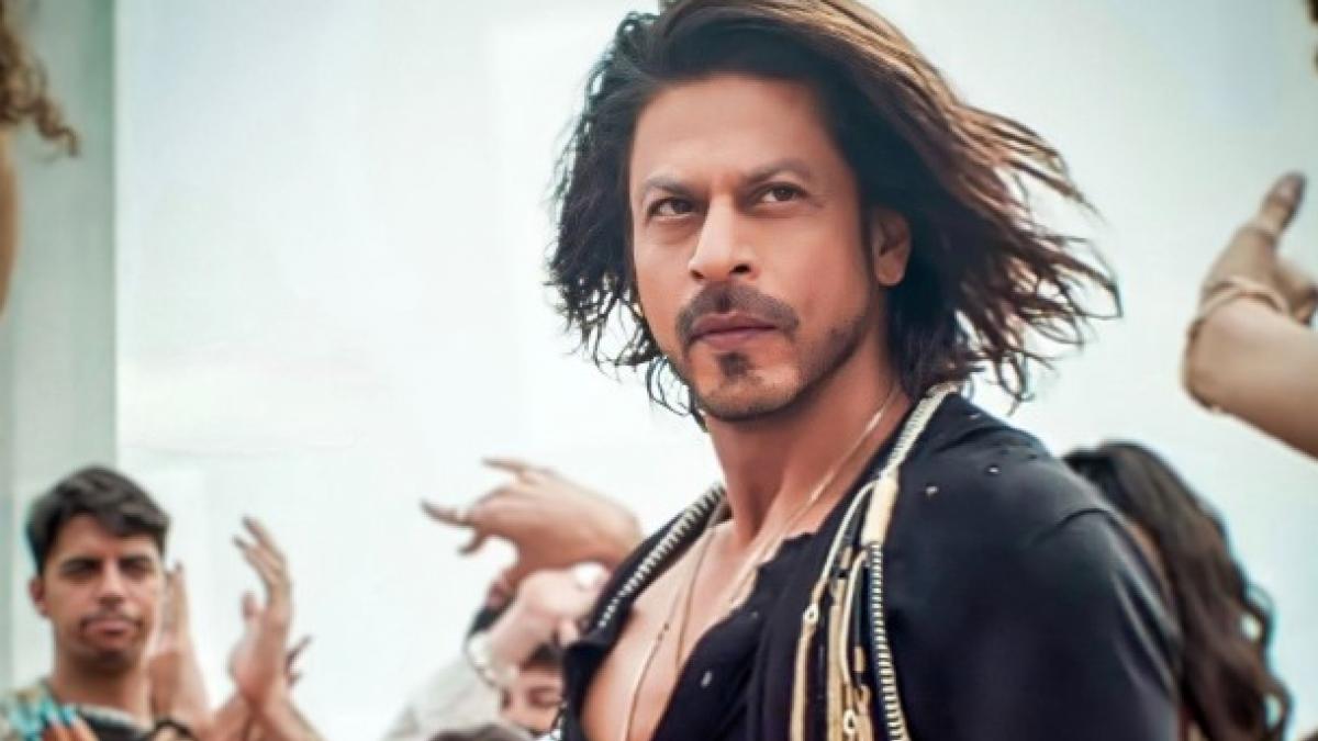 Pathaan Box Office Day 6 Collection: पहले मंडे लुढ़की 'पठान' की कमाई, 300 करोड़ पार, लेकिन नहीं तोड़ पाई KGF 2 का रिकॉर्ड