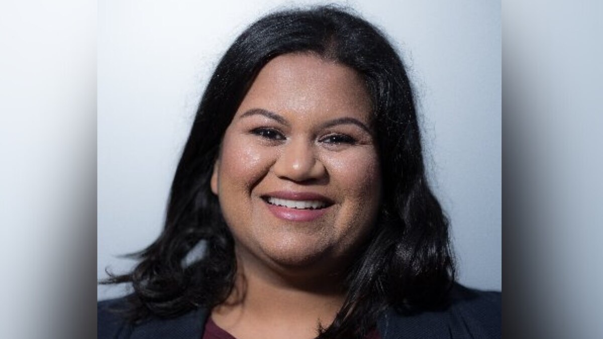 शास्ती कोनराड स्टेट डेमोक्रेटिक पार्टी की नई अध्यक्ष बन गई हैं (फोटो- Shasti Conrad Twitter)