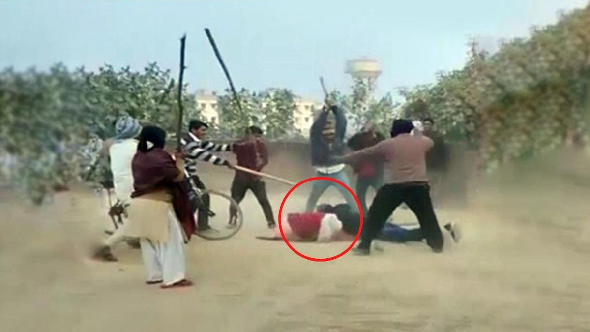 पिटाई का वीडियो वायरल.