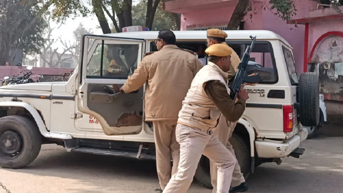 कुख्यात बदमाश पर हुआ हमला