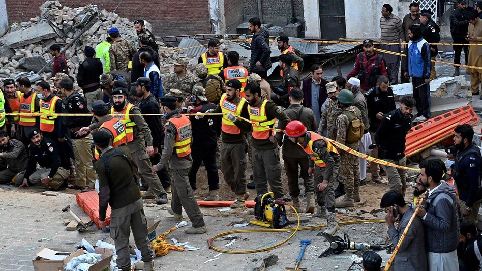 पाकिस्तान में हुए आतंकी हमलों में इस साल 293 लोगों ने गंवाई अपनी जान-293 people lost their lives in terrorist attacks in Pakistan this year