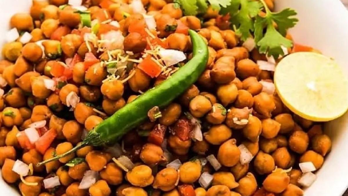 Kale chane ki chaat (Image: yummyandhealthy_110006)