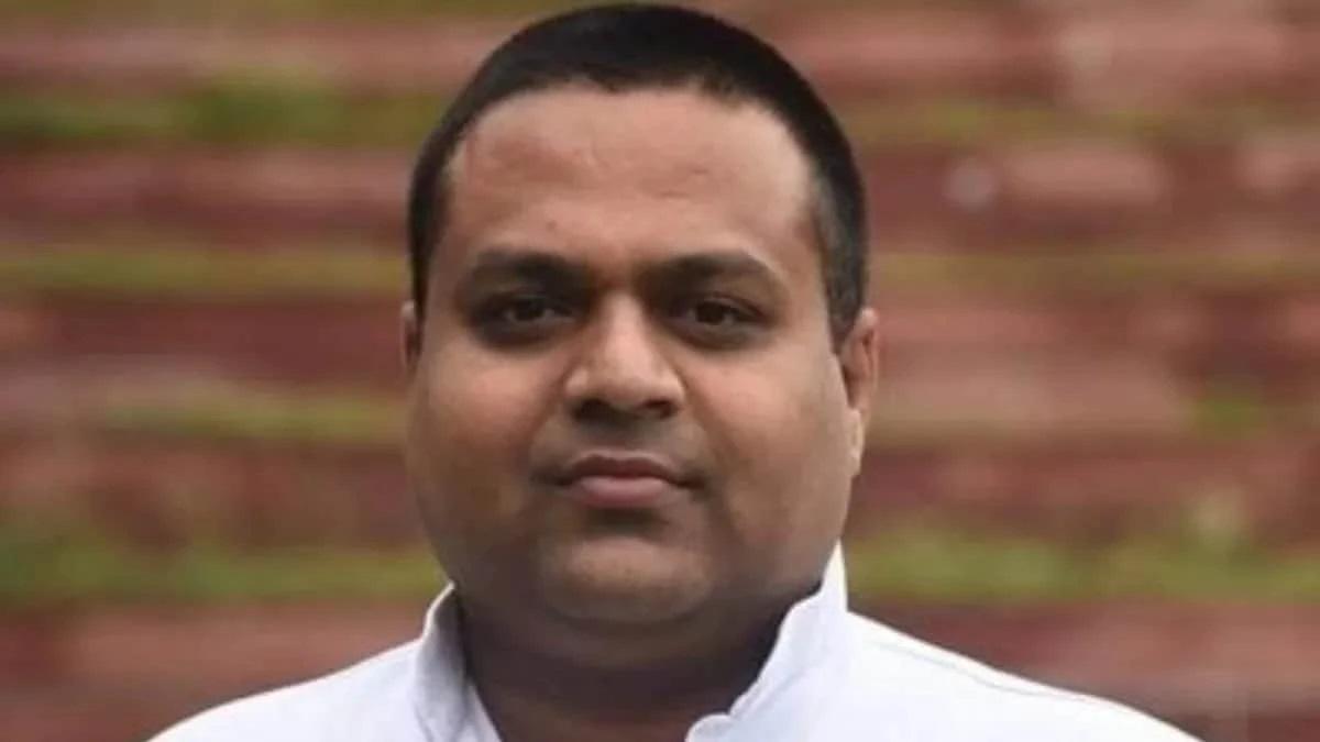 समाजवादी पार्टी नेता मनीष जगन अग्रवाल