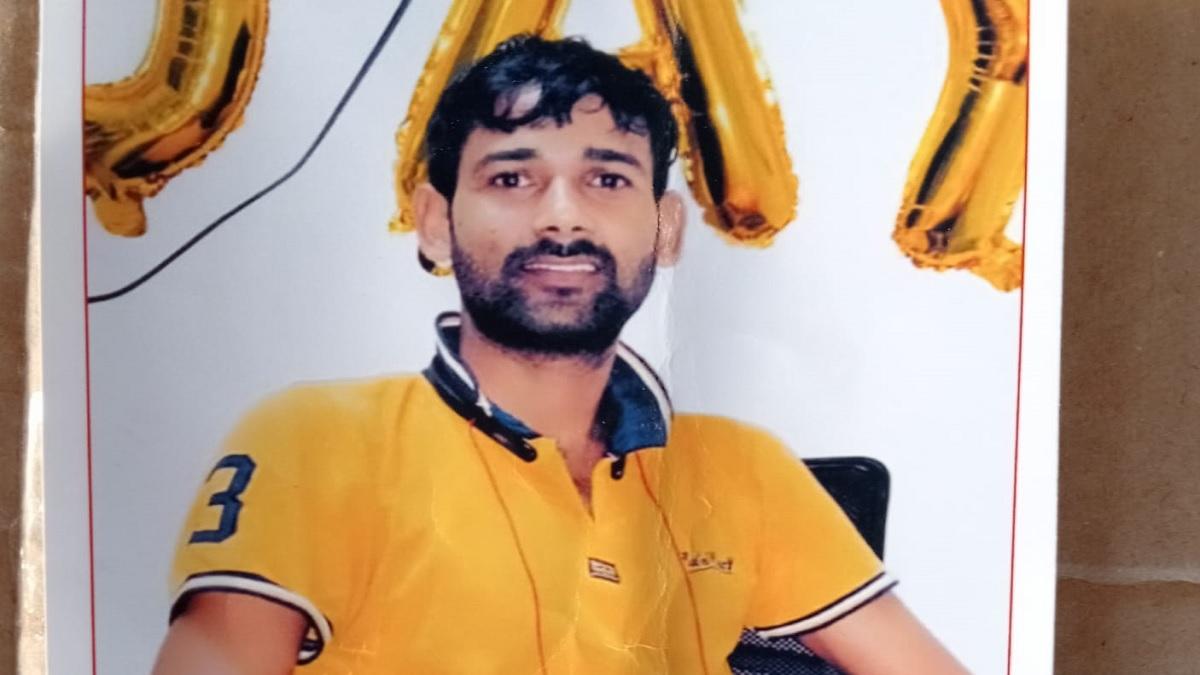 मृतक युवक मोनू (फाइल फोटो).