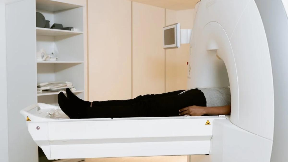 MRI स्कैन रूम में शख्स ने की बड़ी गलती, हुई मौत