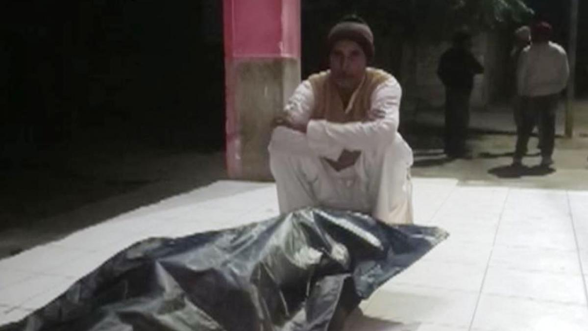 बेटे ने कर दी मां की हत्या