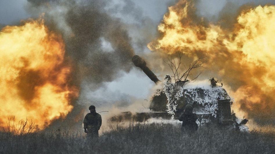 रूस और यूक्रेन में 24 फरवरी 2022 से जंग चल रही है. (फाइल फोटो-AP)