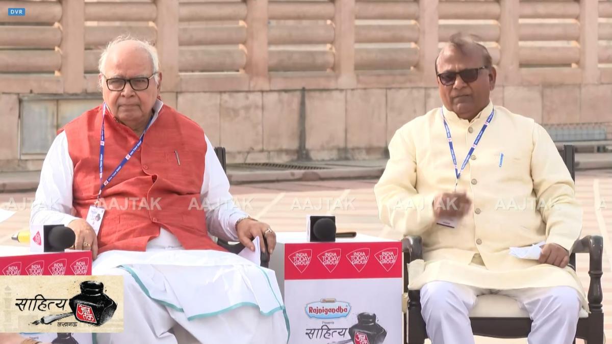 साहित्य आजतक कार्यक्रम में शामिल हुए हृदय नारायण दीक्षित और उदय प्रताप सिंह