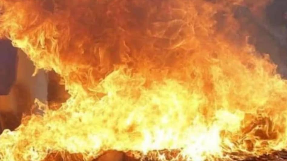 A fire broke out due to a gas cylinder leak while cooking (representational image) A fire broke out due to a gas cylinder leak while cooking (representational image)