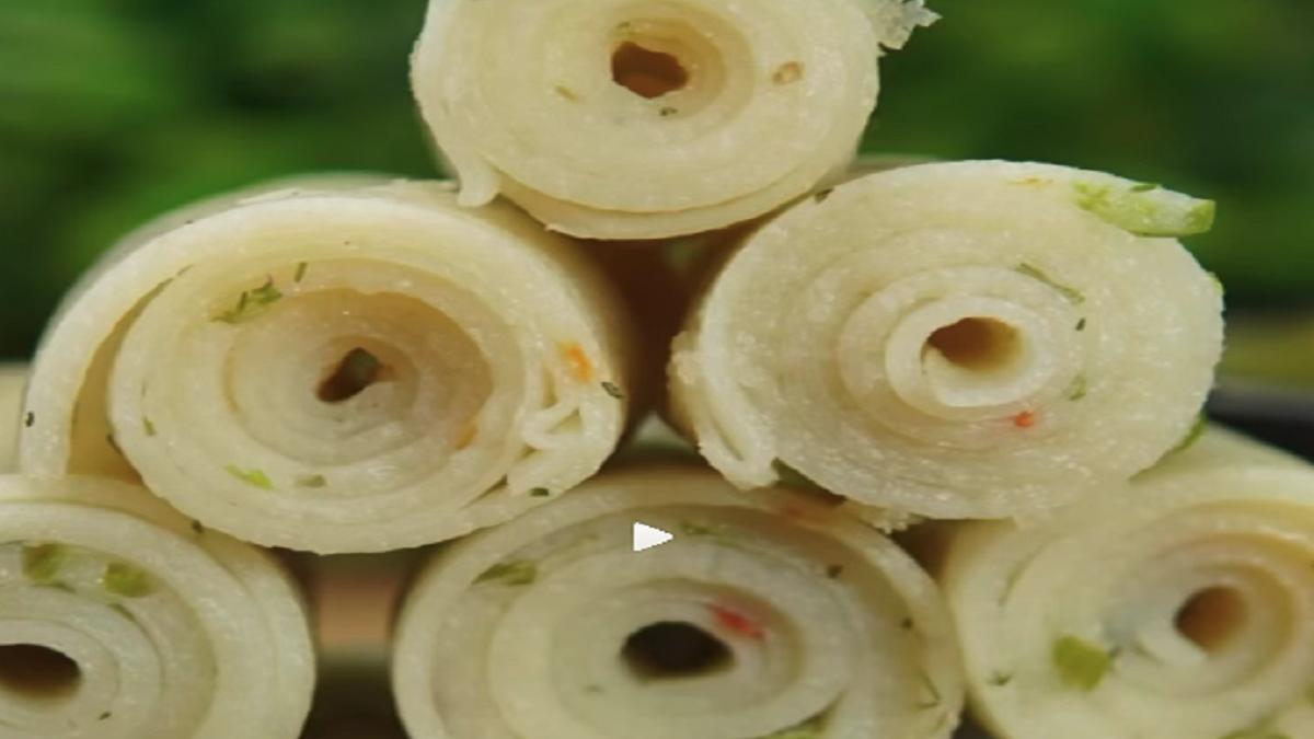 Sooji Roll  (Image: Seema Kitchen)