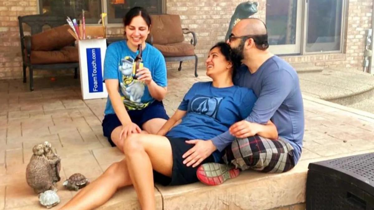 करीबी दोस्त की पत्नी से हो गया प्यार, तीनों ने लिया ऐसा फैसला...