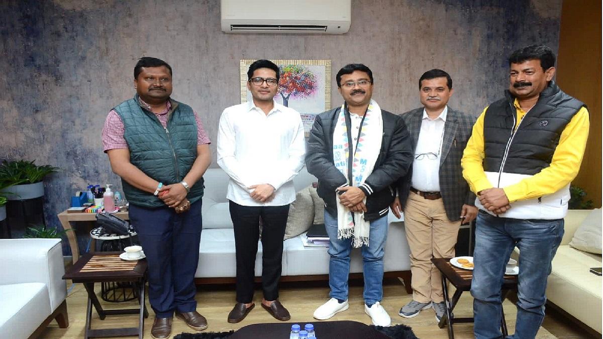 TMC में शामिल हुए सुमन कांजीलाल 