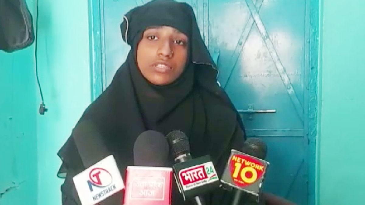 महिला ने पति समेत ससुराल वालों के खिलाफ दहेज का मामला दर्ज कराया 