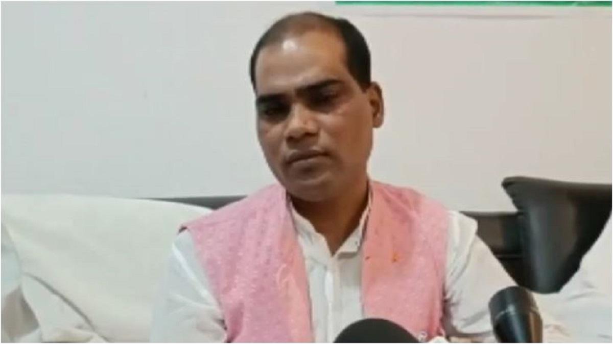 बिहार सरकार के श्रम संसाधन मंत्री सुरेंद्र राम.