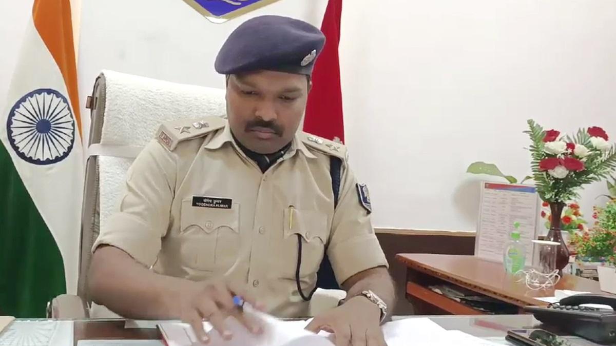 होली के दिन स्कूली गर्ल्स से गैंगरेप का मामला, SP ने थाना प्रभारी और चौकीदार के खिलाफ लिया बड़ा एक्शन