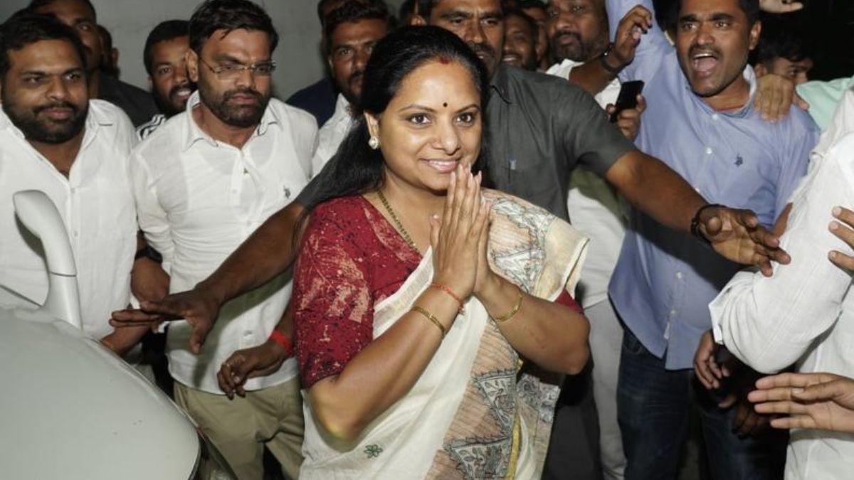 English
तेलंगाना के मुख्यमंत्री की बेटी कविता से 9 घंटे बाद पूछताछ खत्म Questioning of Telangana CM's daughter ends after 9 hours