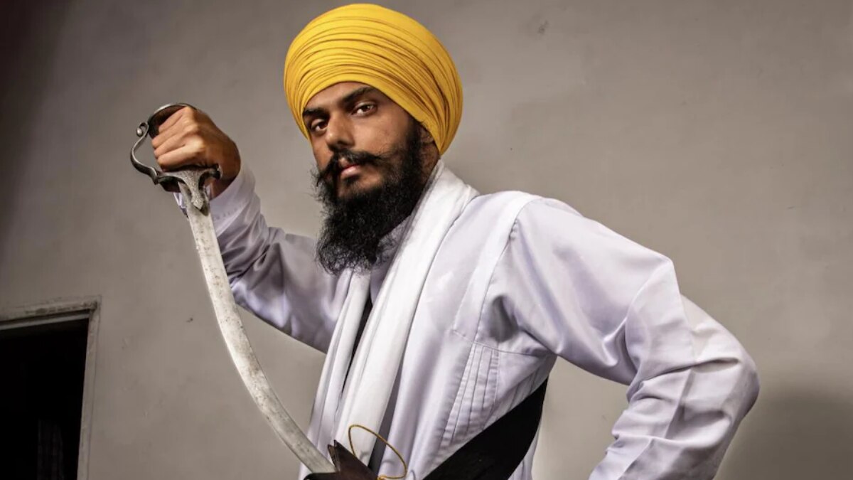 सिर्फ रात में सफर, रोज बदलता हुलिया, दो खास गुर्गों का साथ... पुलिस को ऐसे चकमा दे रहा अमृतपाल