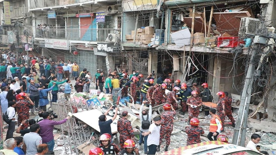 बांग्लादेश में ब्लास्ट, 14 लोगों की मौत 100 से अधिक घायल-Blast in Bangladesh, 14 killed, more than 100 injured