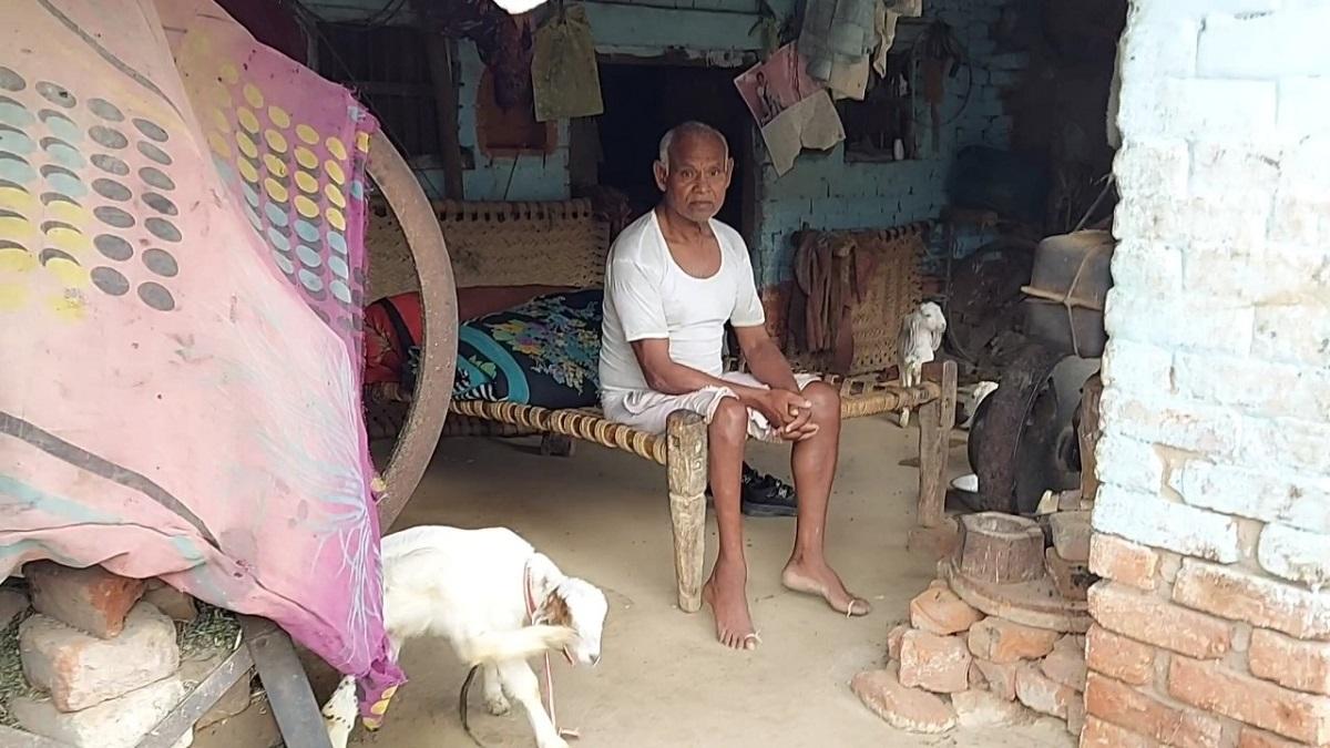 किसान को मुआवजे के तौर पर मिले सिर्फ 129 रुपये