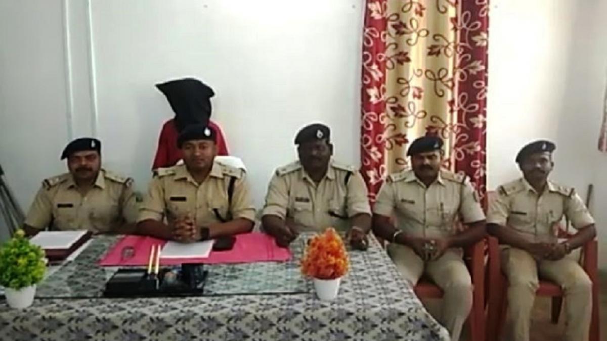 गुमला में प्रेमी ने की पूर्व गर्लफ्रेंड की हत्या