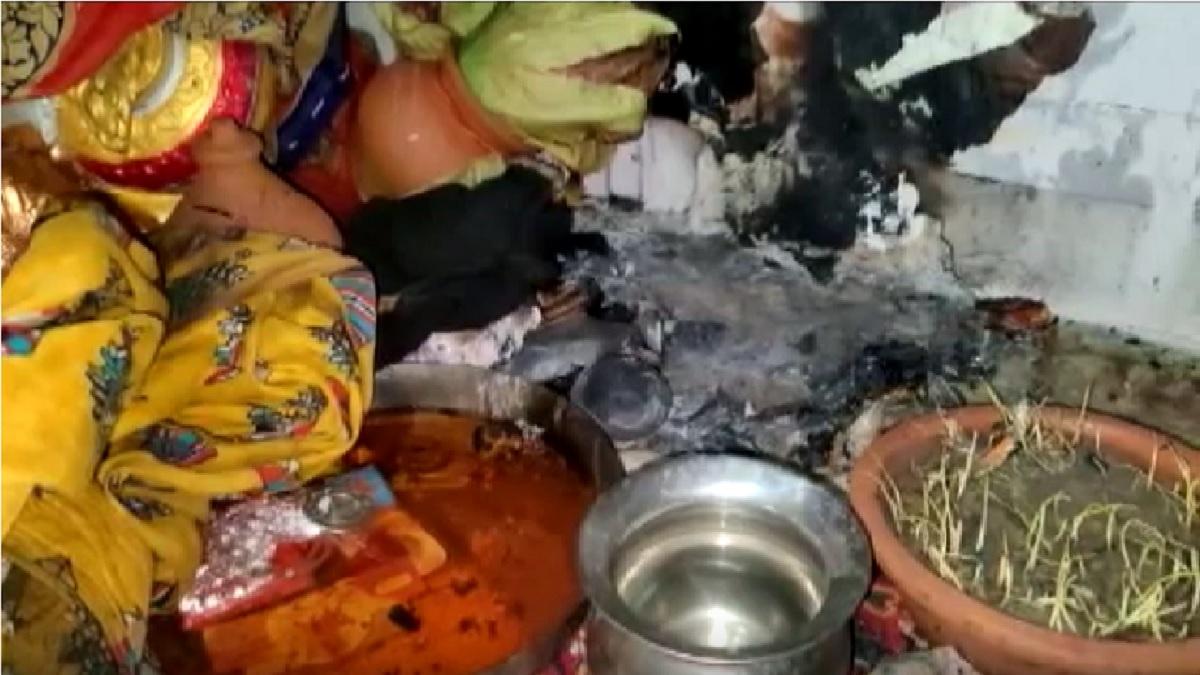 घर में आग लगने से मासूम की मौत.