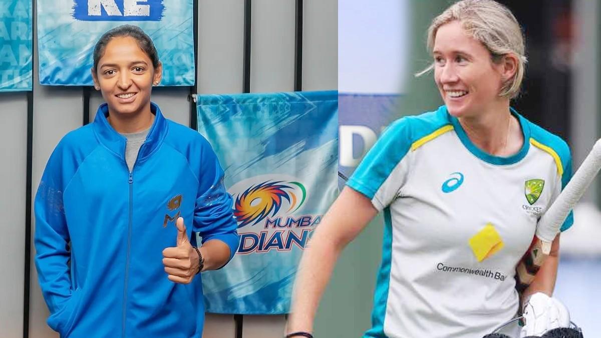 Harmanpreet kaur and Beth Mooney.