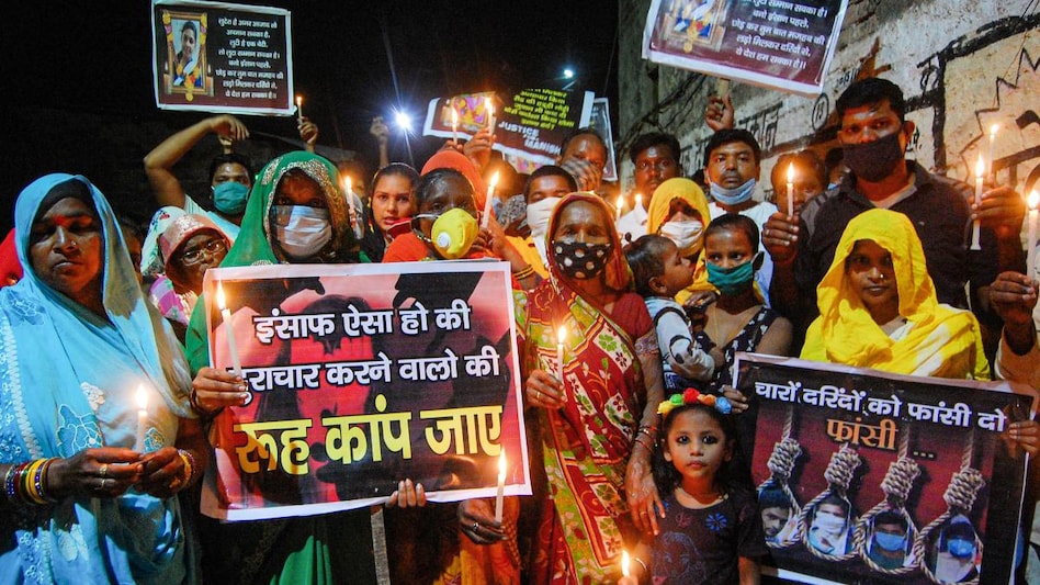 हाथरस कांड के बाद देशभर में इसके खिलाफ प्रदर्शन हुए थे (फोटो-PTI)