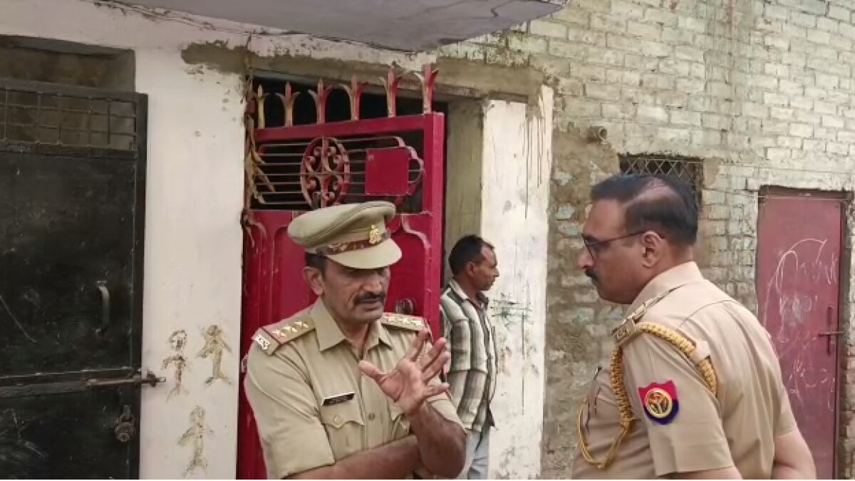 वारदात की सूचना पाकर मौके पर पहुंची पुलिस