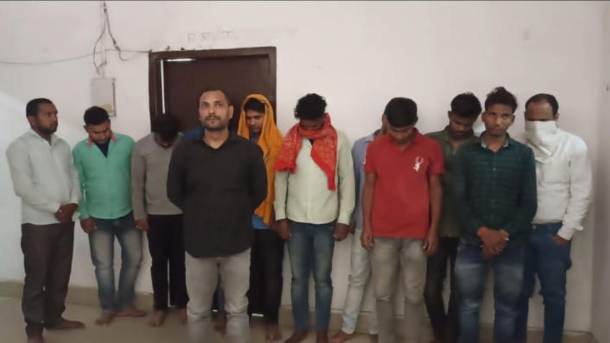 बिहार: पोस्ट ऑफिस में नौकरी करने आए 11 मुन्नाभाई गिरफ्तार, डॉक्यूमेंट वेरिफिकेशन में हुआ खुलासा