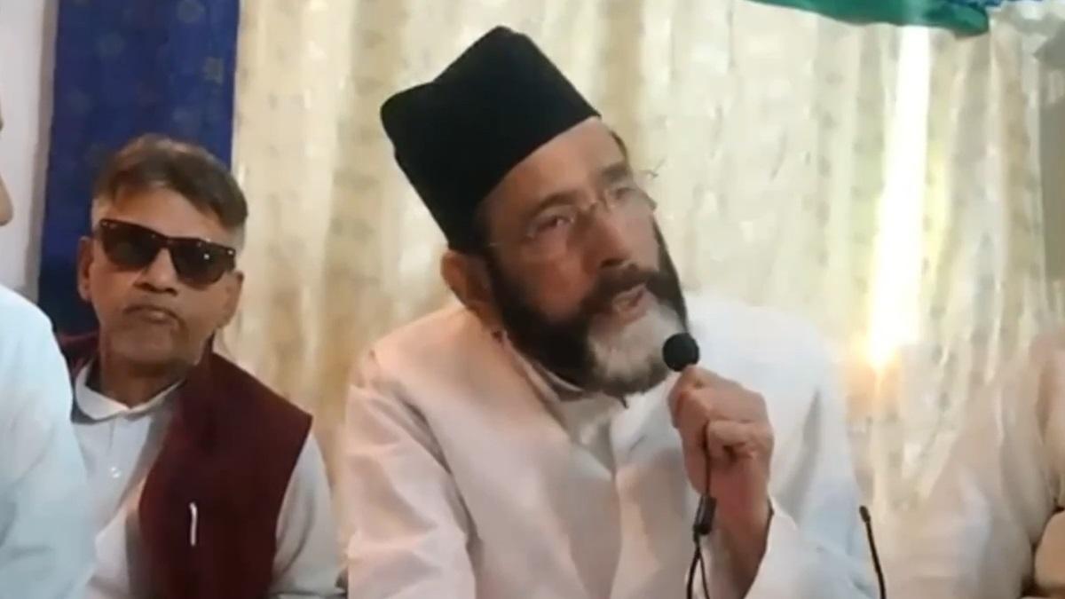 मुस्लिम धर्मगुरु मौलाना तौकीर रजा.