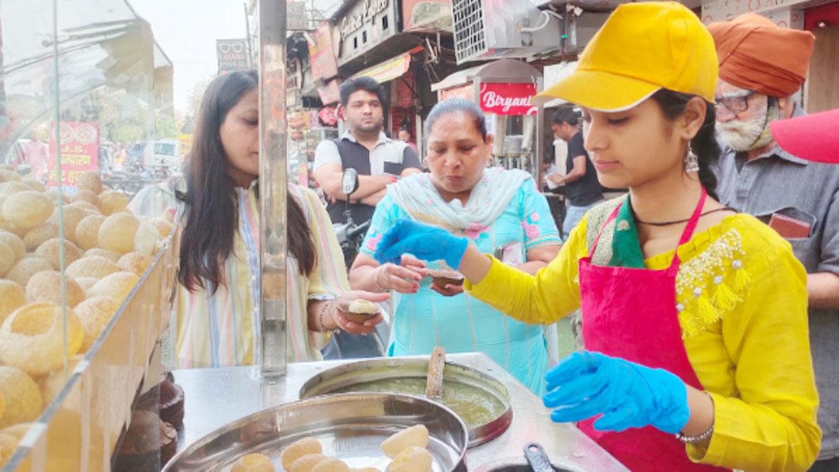 BTech पानीपुरी वाली तापसी उपाध्याय