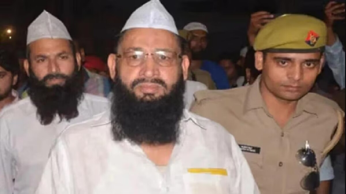 बीएसपी नेता हाजी याकूब कुरैशी (फाइल फोटो)