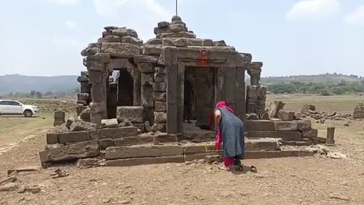 साल में सिर्फ एक बार खुलता है ये मंदिर, 8 महीने रहता है पानी में डूबा