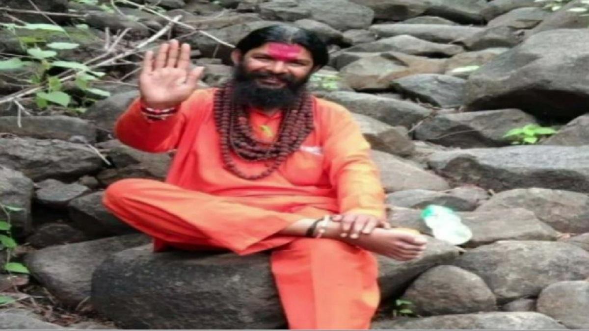 तिलकधारी महाराज का मिला शव