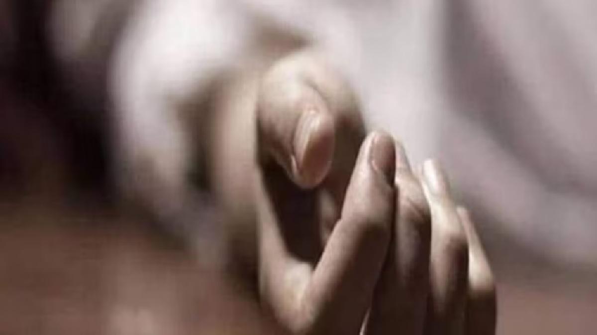 ग्रेटर नोएडा के घर से मिला वृद्ध महिला का शव