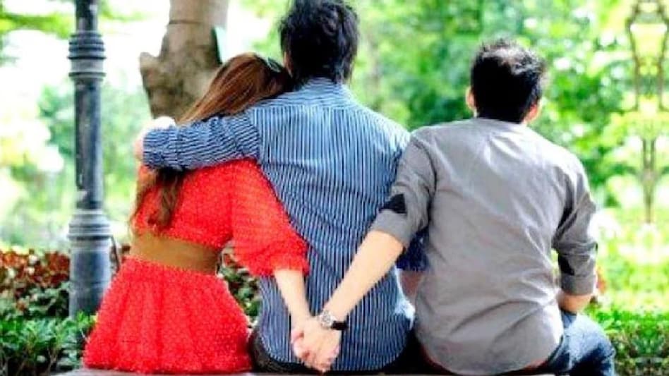 एक लड़की और दो लड़के... गाल पर झन्नाटेदार थप्पड़ की वजह से हुआ खूनी खेल - murder in love affair two boyfriends of one girl Ambedkar Nagar News lclp - AajTak