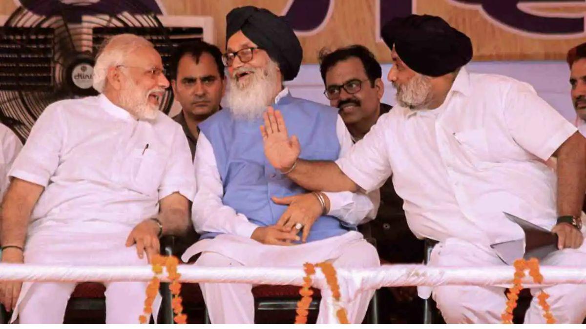 नरेंद्र मोदी, प्रकाश सिंह बादल, सुखबीर बादल (फाइल फोटो)