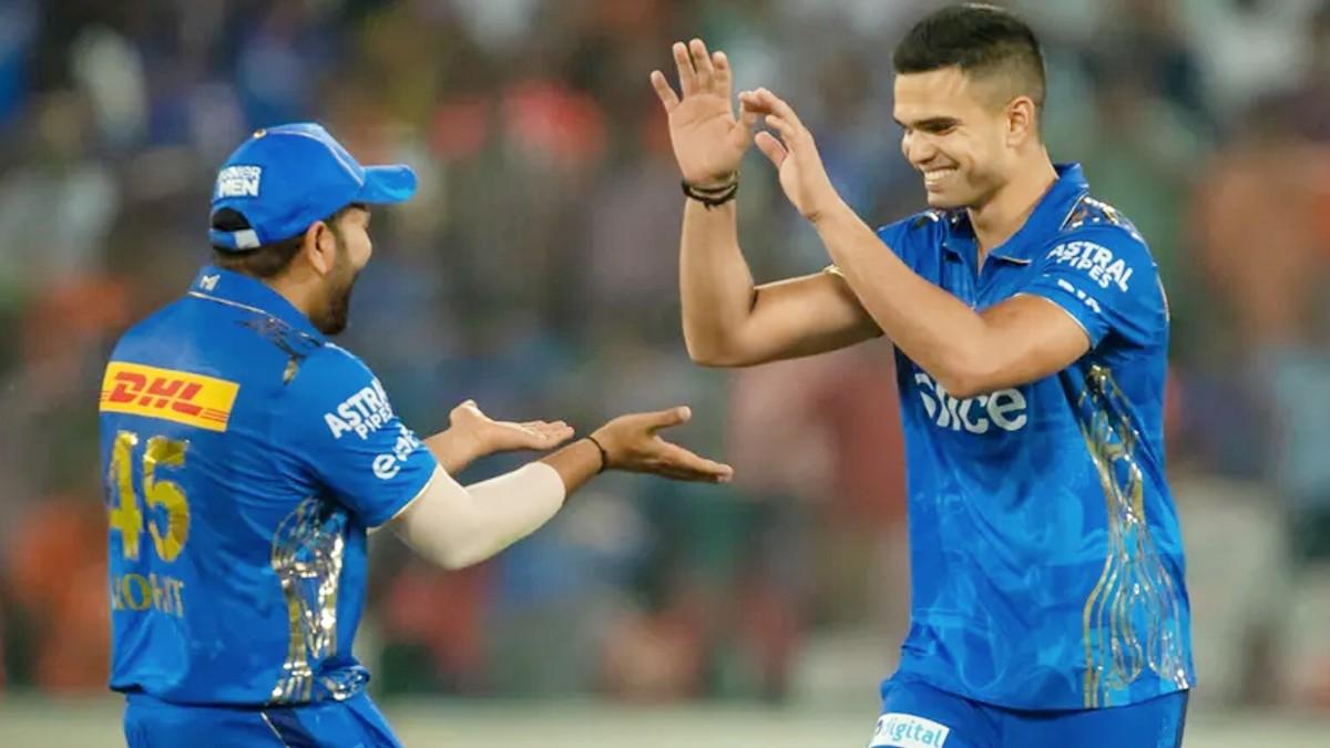 MI टीम के कप्तान रोहित शर्मा और अर्जुन तेंदुलकर.