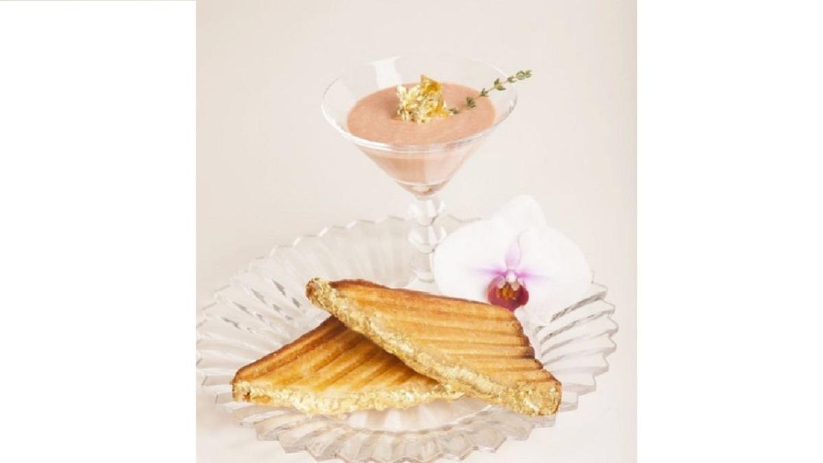 क्विंटएसेंशियल ग्रिल्ड चीज़ सैंडविच 