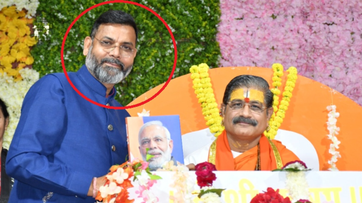 संजय शेखपुरिया (लाल घेरे में)