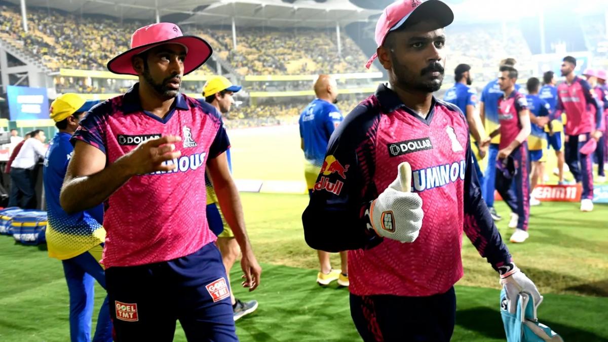 राजस्थान रॉयल्स के कप्तान संजू सैमसन और आर अश्विन.