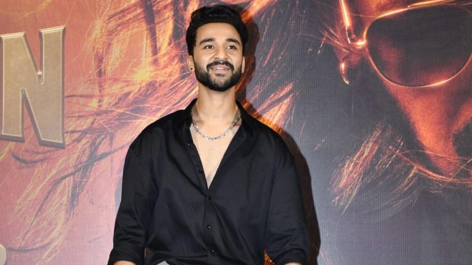 राघव जुयाल: डांस शो में छाया देहरादून का लड़का, स्लो मोशन से हुआ हिट, अब सलमान के साथ दिखेगा - raghav juyal inspiring story from Dance India Dance to Kisi Ka bhai