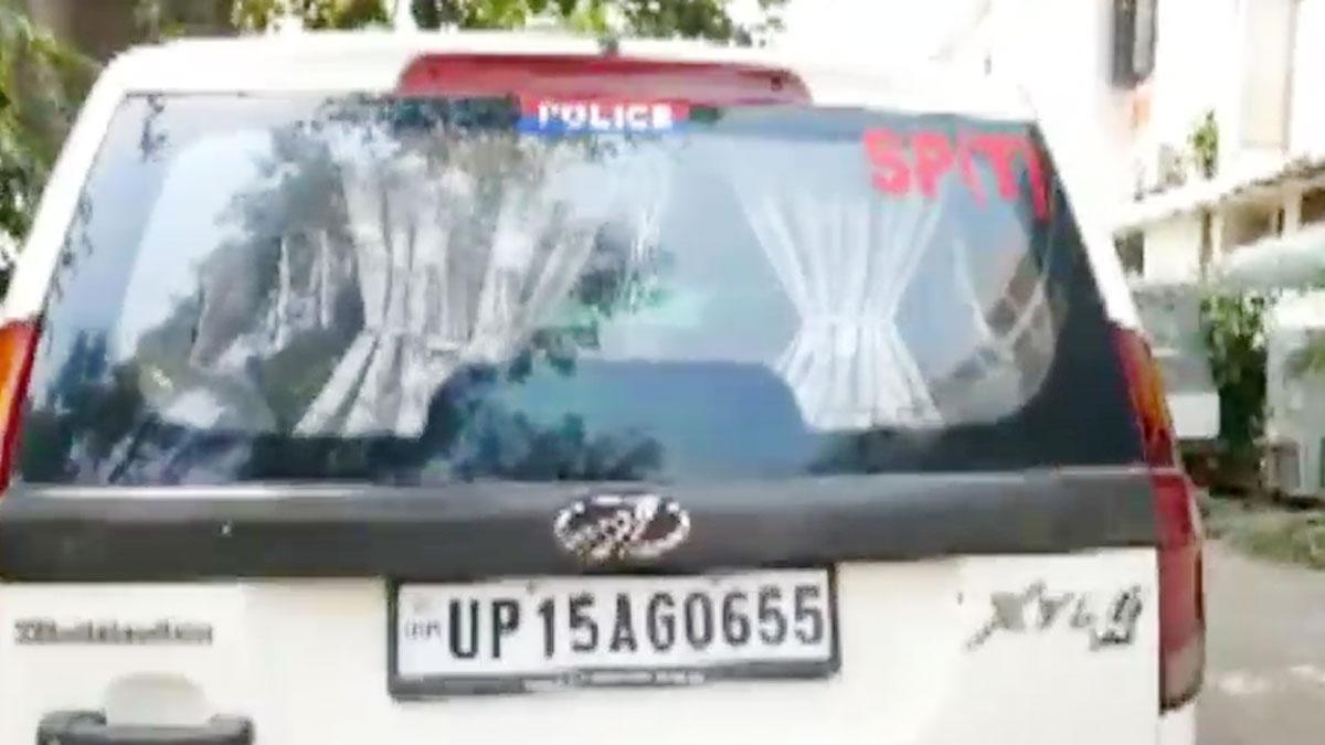 मेरठ पुलिस कि गाड़ियों में लगे कैमरे 