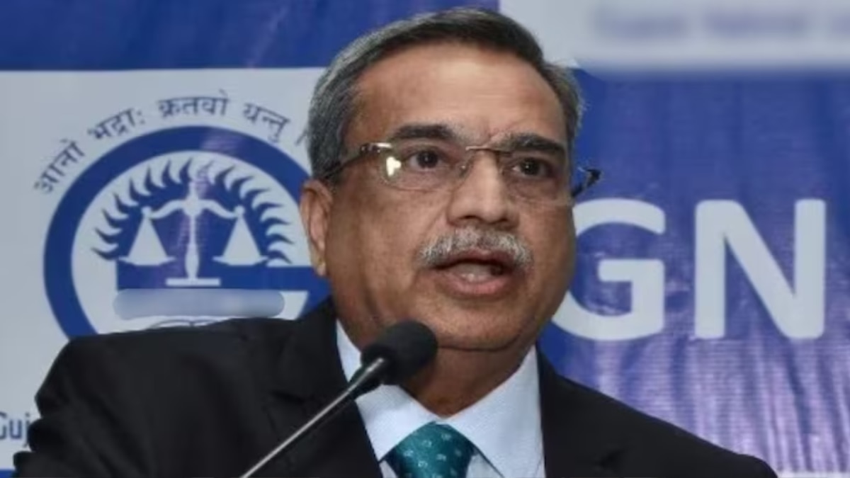 जस्टिस एमआर शाह 15 मई को सुप्रीम कोर्ट से सेवानिवृत्त हुए हैं. (फाइल फोटो)